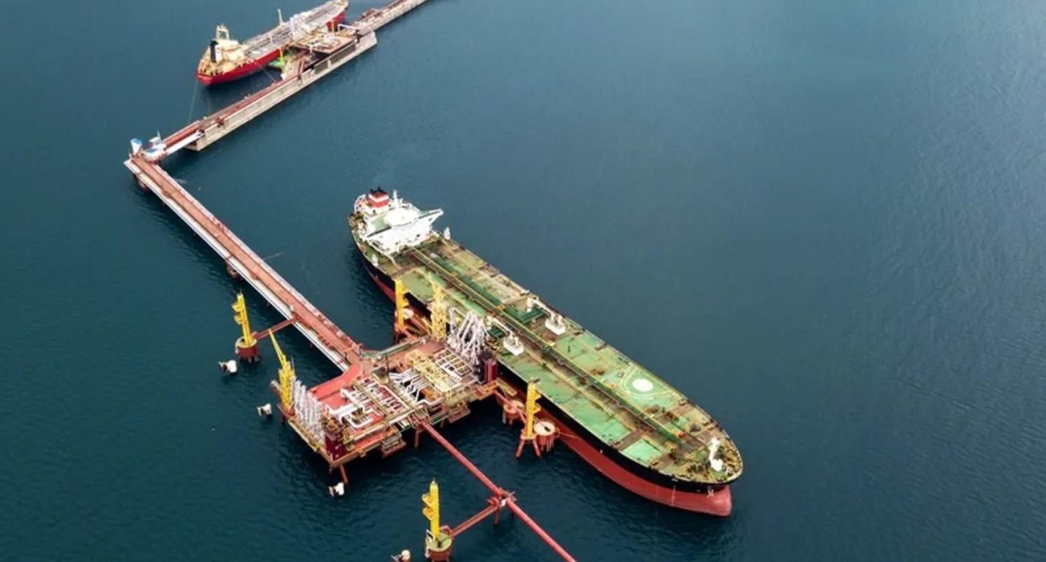 США рассматривают возможность запрета импорта нефти из России, – Bloomberg США рассматривают возможность запрета импорта нефти из России, – Bloomberg