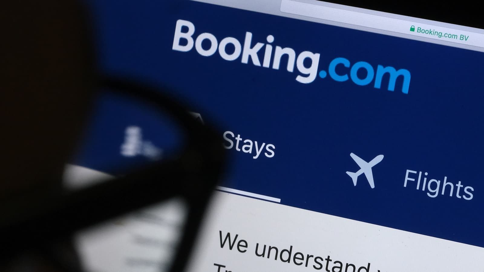 Booking начал отключаться от объектов в России - 24 Канал