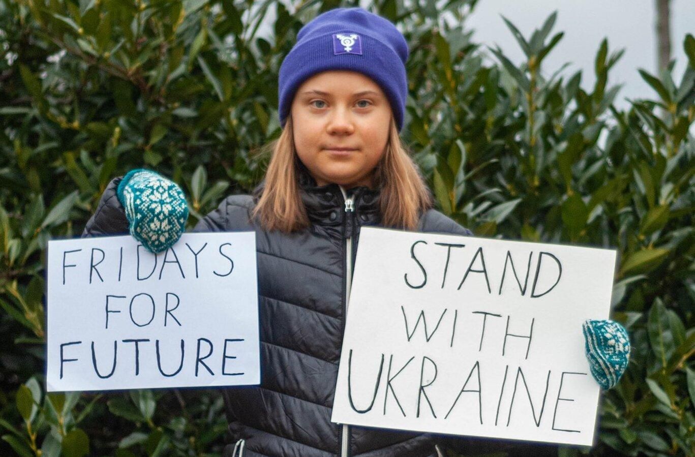 "Stand with Ukraine": Ґрета Тунберг підтримала Україну - 24 Канал "Stand with Ukraine": Ґрета Тунберг підтримала Україну - 24 Канал
