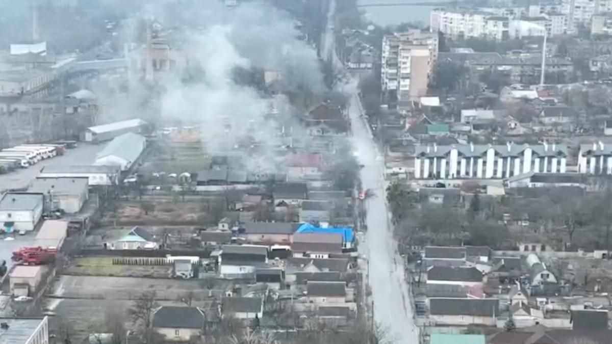 Появилось видео боев в Буче под Киевом с высоты птичьего полета