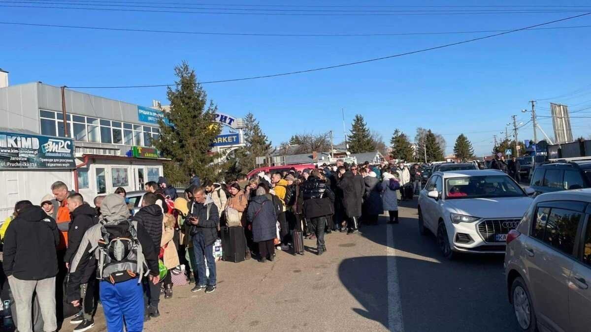 Украину уже покинули более 1,2 миллиона беженцев, – ООН