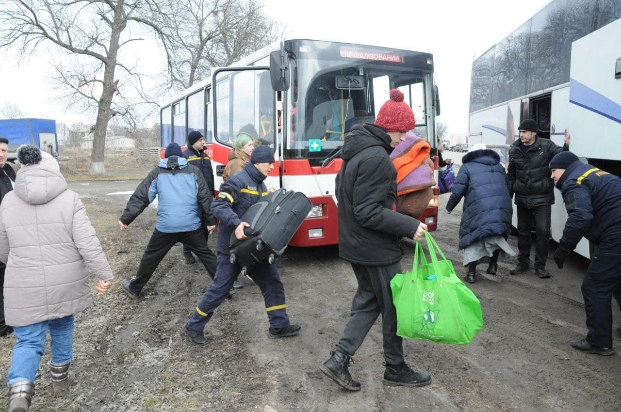 Україна додатково підтвердить безпеку "зелених коридорів" з Донеччини - 24 Канал Україна додатково підтвердить безпеку "зелених коридорів" з Донеччини - 24 Канал