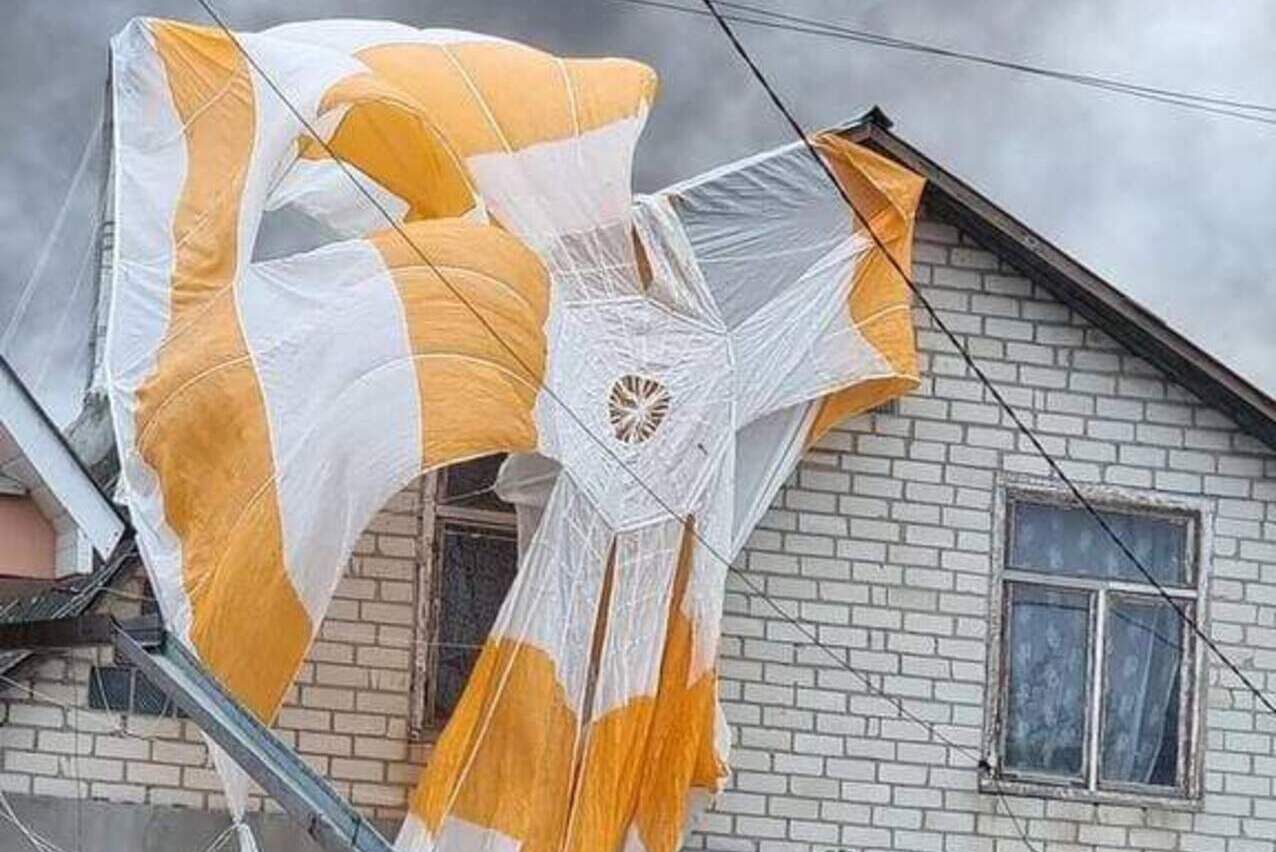 "Подякуй, що мирні не розірвали": під час допиту пілота окупантів йому дзвонило командування - 24 Канал "Подякуй, що мирні не розірвали": під час допиту пілота окупантів йому дзвонило командування - 24 Канал