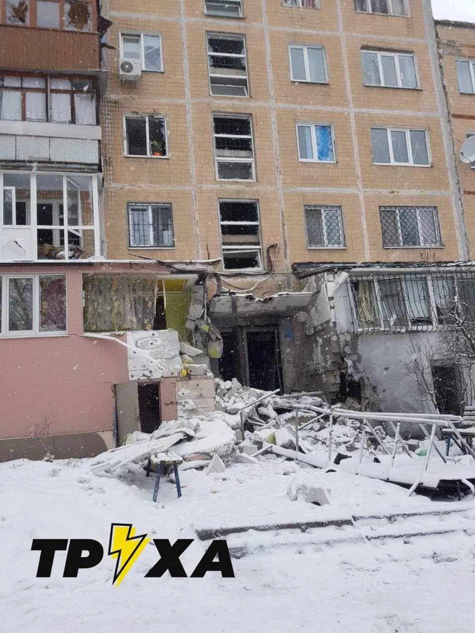 Окупанти продовжують обстрілювати житлові квартали Харкова