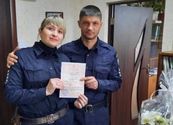 Шлюб у час війни: молодята-поліцейські продовжили роботу після весілля