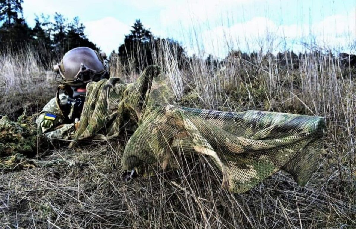 Россияне начали атаки пехоты под прикрытием танков вдоль всей линии соприкосновения на Луганщине Россияне начали атаки пехоты под прикрытием танков вдоль всей линии соприкосновения на Луганщине