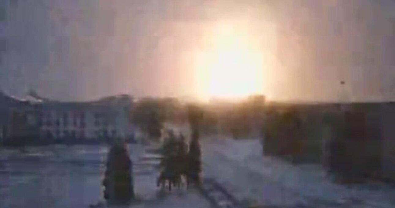 Над Краматорськом ППО збили ворожу ракет: потужне відео - 24 Канал Над Краматорськом ППО збили ворожу ракет: потужне відео - 24 Канал