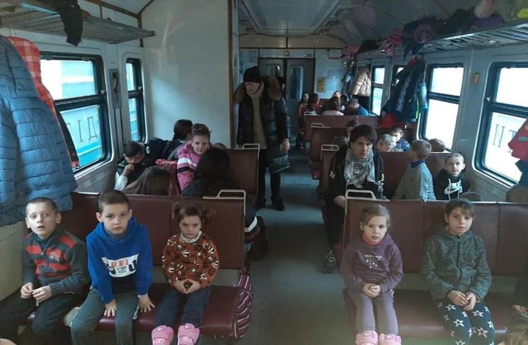 З Одеси евакуювали понад 700 дітей-сиріт