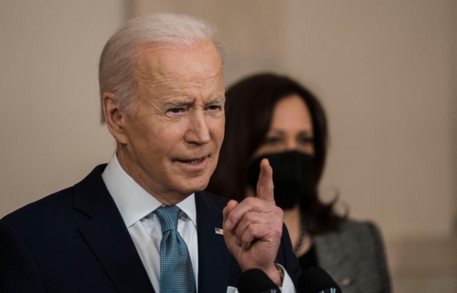 Байден привітав рішення компаній Visa та Mastercard зупинити роботу в Росії - 24 Канал Байден привітав рішення компаній Visa та Mastercard зупинити роботу в Росії - 24 Канал