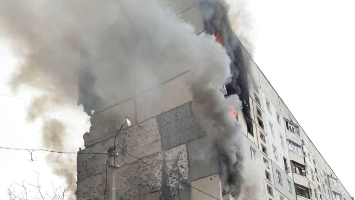 Враг с новой силой обстреливал и бомбардировал Харьков: видео и фото разрушений Враг с новой силой обстреливал и бомбардировал Харьков: видео и фото разрушений