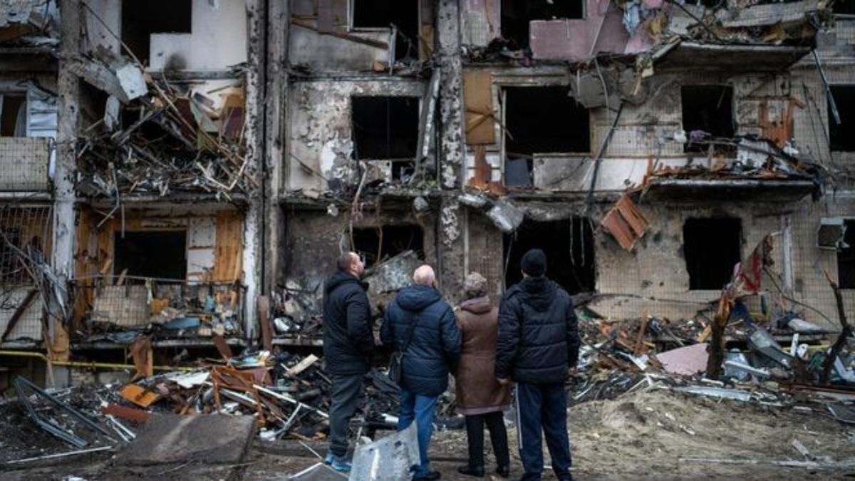 С начала войны более 350 мирных украинцев погибли, 700 – ранены, – ООН С начала войны более 350 мирных украинцев погибли, 700 – ранены, – ООН