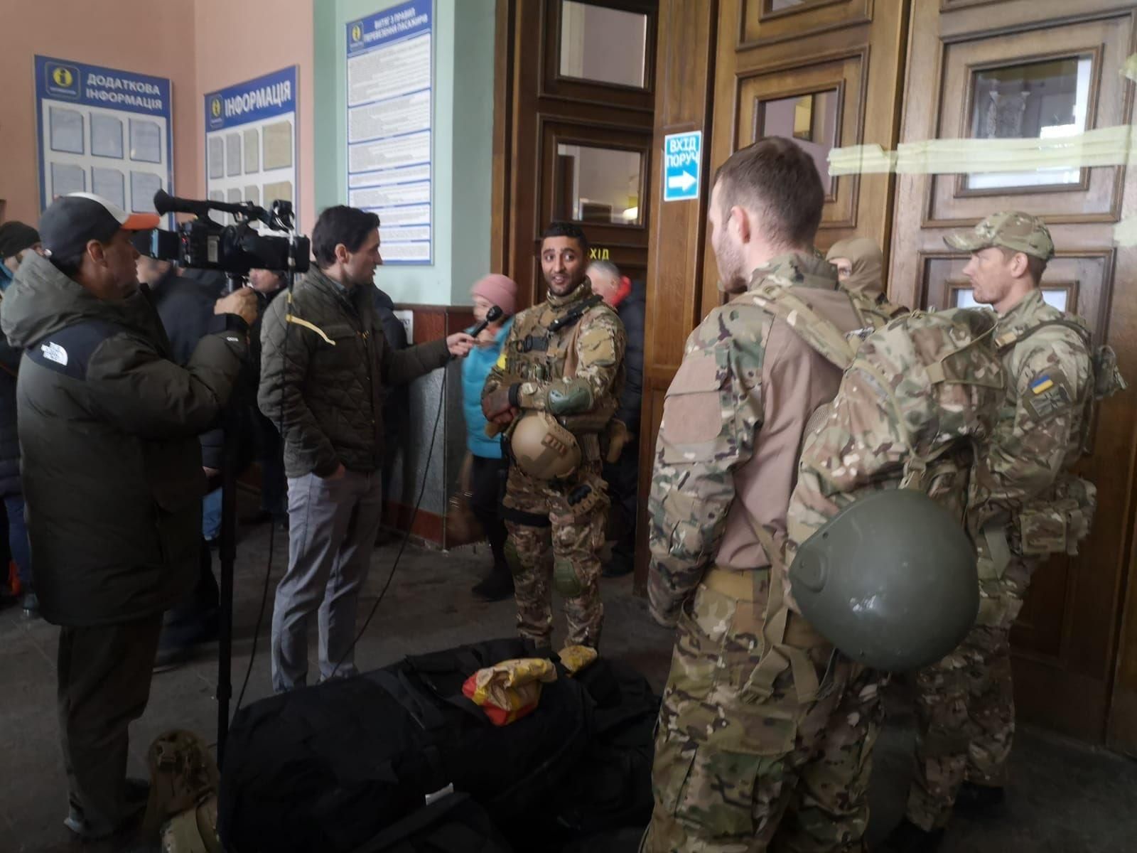 Ветераны королевской пехоты Британии прибыли в Украину - 24 Канал
