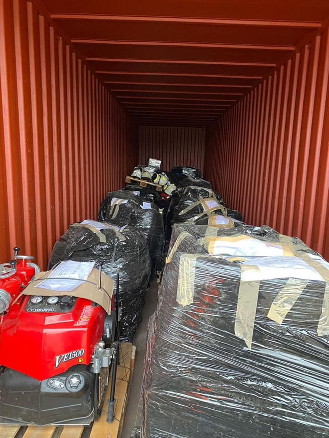 Дружественная Польша не останавливается, – ГСЧС показала гуманитарную помощь Дружественная Польша не останавливается, – ГСЧС показала гуманитарную помощь