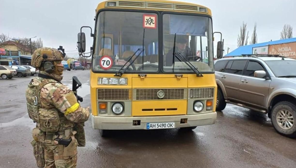 Друга спроба "зеленого коридору" для цивільних в Маріуполі знову закінчилася обстрілами росіян - 6 марта 2022 - 24 Канал