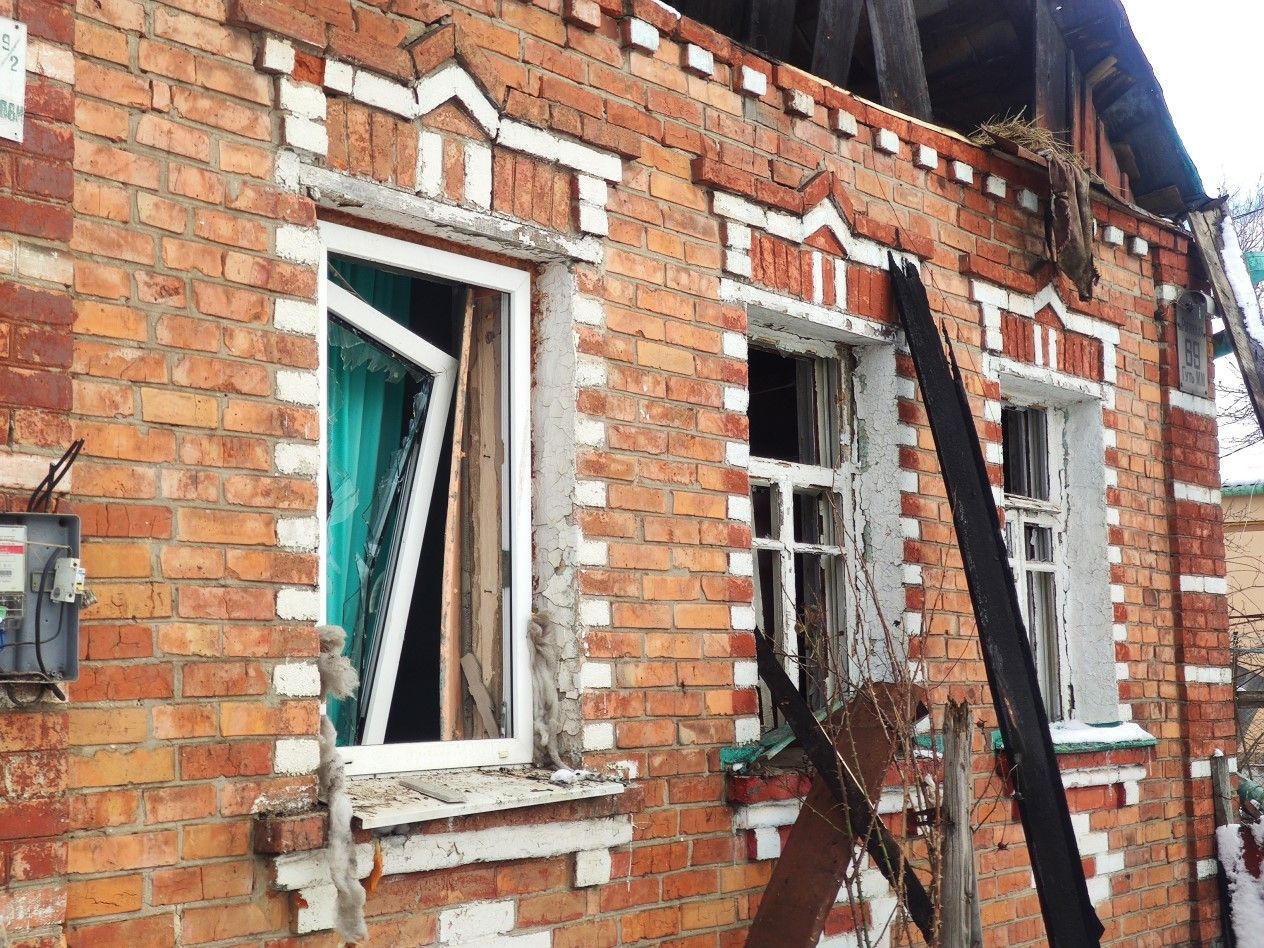 Последствия циничных обстрелов в Харьковской области: фото и видео разрушенных домов