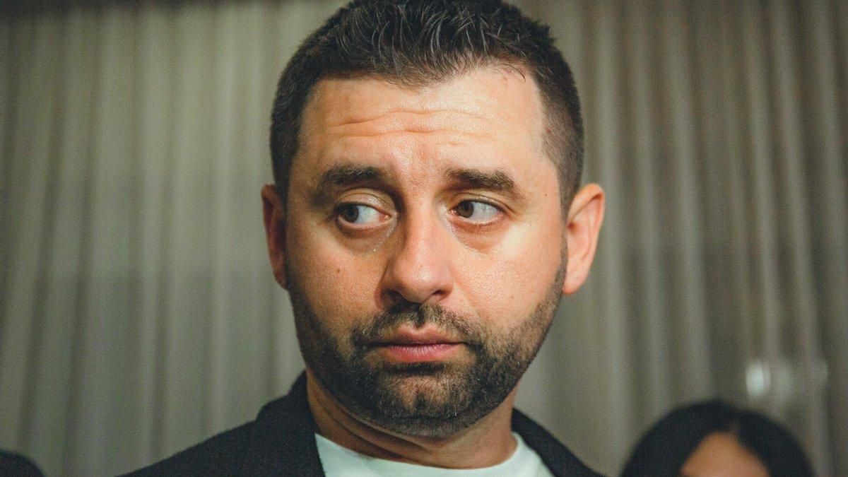 Мы решили оставаться в Украине до последней минуты, – Арахамия Мы решили оставаться в Украине до последней минуты, – Арахамия