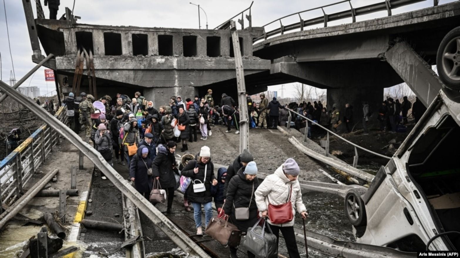 Ірпінь залишається позбавленим світла, води та тепла понад три доби - 24 Канал