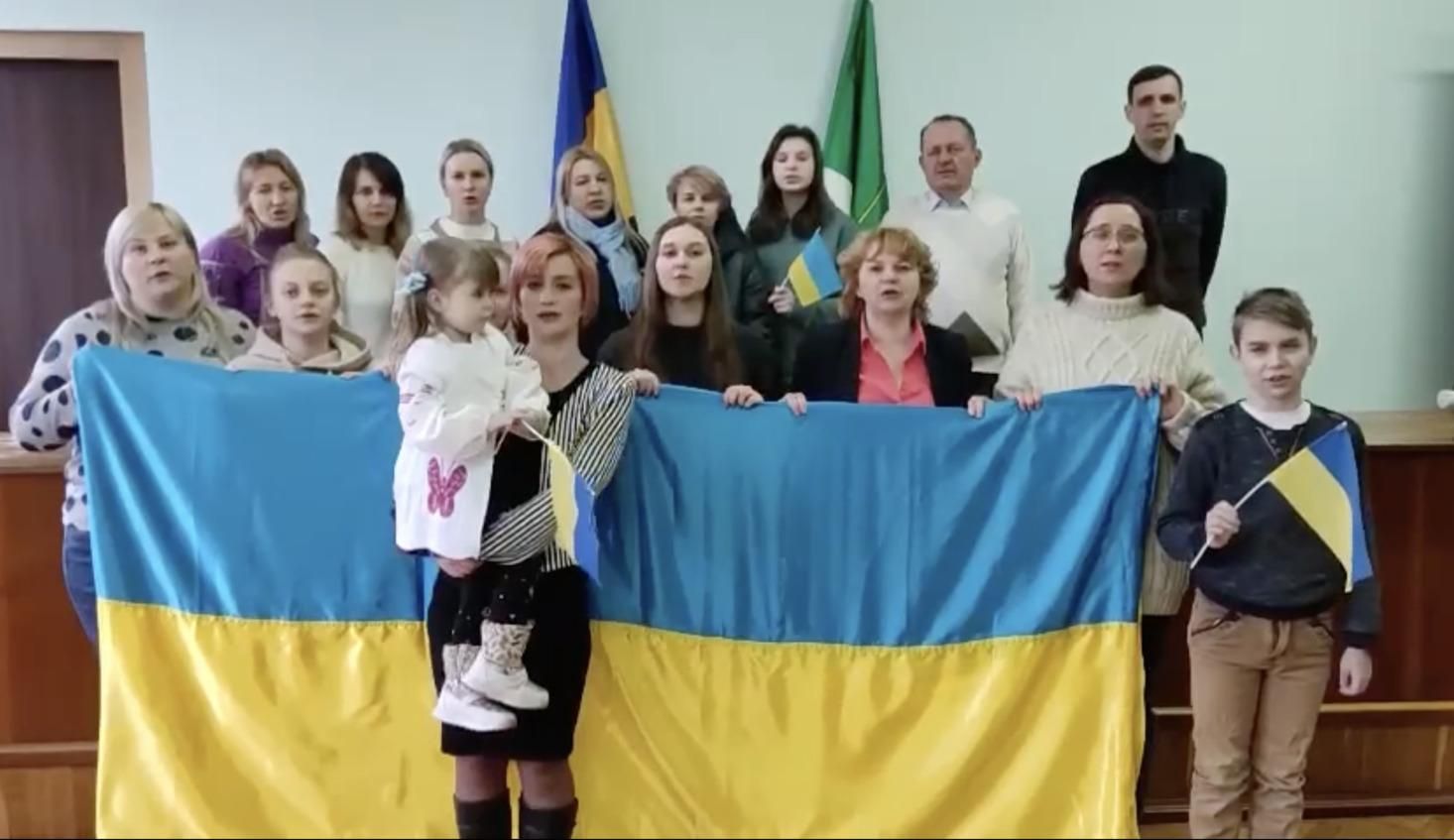 Новгород-Сіверський на Чернігівщині просить закрити небо над Україною - 24 Канал Новгород-Сіверський на Чернігівщині просить закрити небо над Україною - 24 Канал