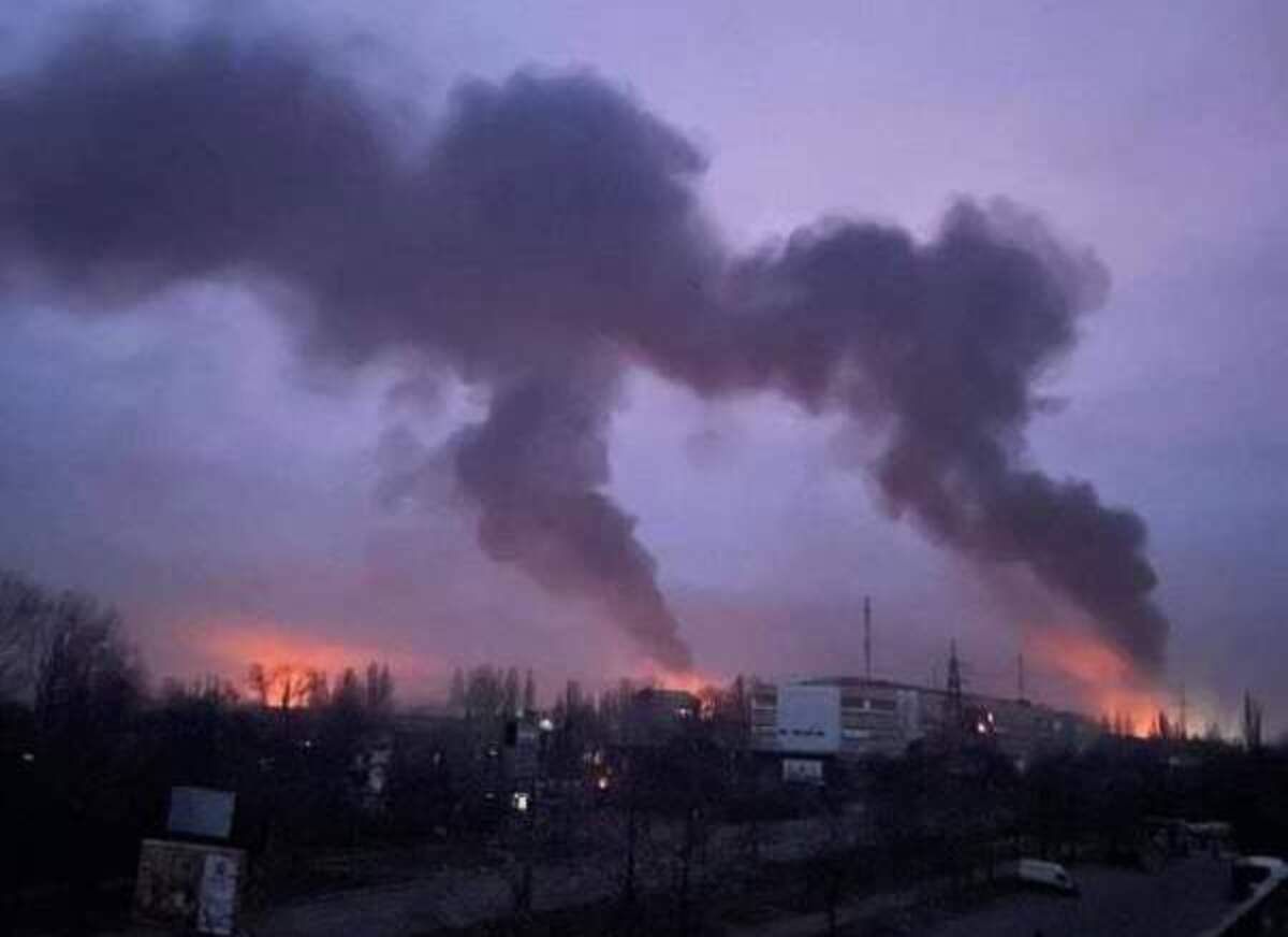 Жителі Миколаєва знаходять нерозірвані снаряди біля житлових будинків - 24 Канал Жителі Миколаєва знаходять нерозірвані снаряди біля житлових будинків - 24 Канал