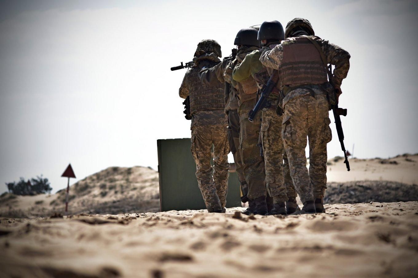 ЗСУ накрили аеродром під Херсоном: знищено 30 російських вертольотів - 24 Канал ЗСУ накрили аеродром під Херсоном: знищено 30 російських вертольотів - 24 Канал