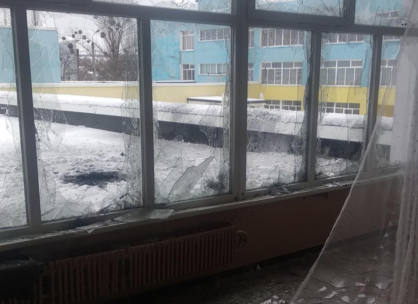 Окупанти обстріляли ліцей на Харківщині: є загиблий і поранені діти - 24 Канал