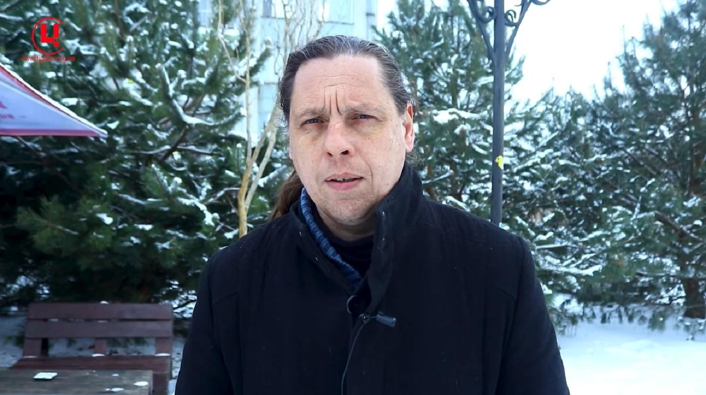 В Херсоне похитили украинского активиста Александра Тарасова В Херсоне похитили украинского активиста Александра Тарасова