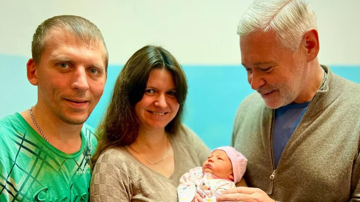 "Будущее Харькова в наших руках": Терехов показал фото новорожденного малыша из города-героя "Будущее Харькова в наших руках": Терехов показал фото новорожденного малыша из города-героя