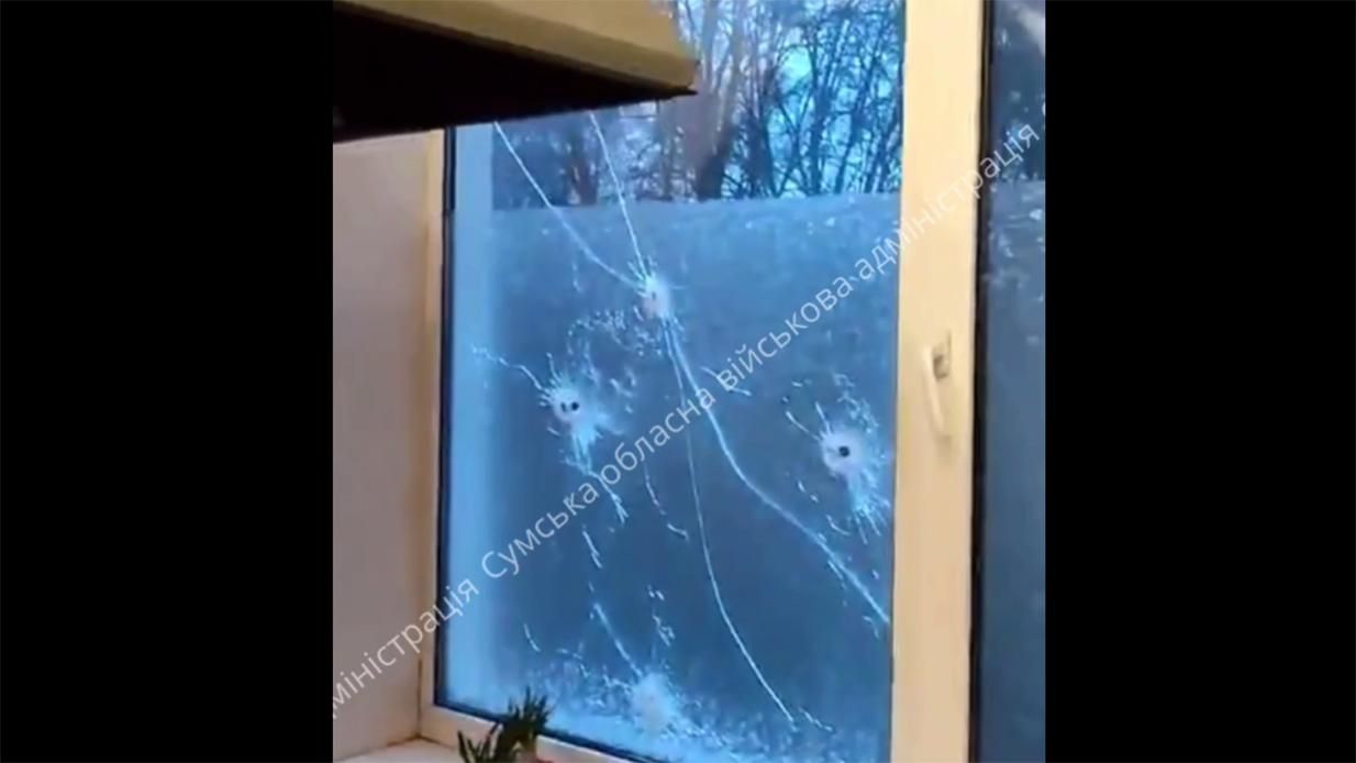 На Сумщине колонна россиян шла по селу, мирных просто расстреливали - 24 Канал На Сумщине колонна россиян шла по селу, мирных просто расстреливали - 24 Канал