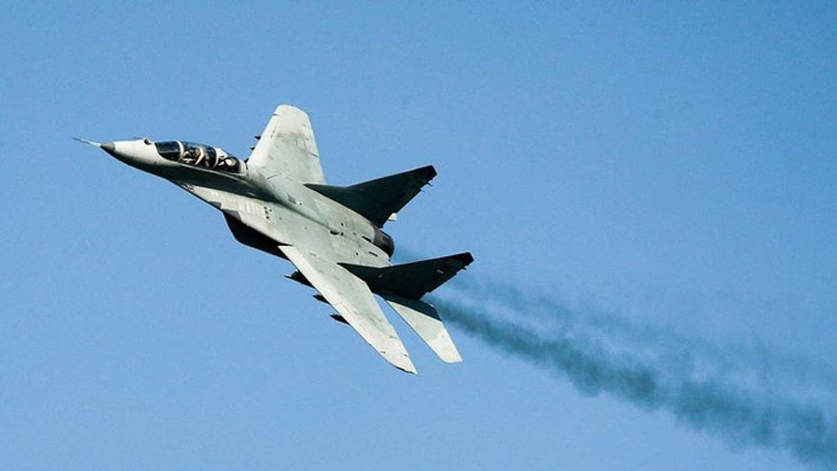 У Харкові над Салтівкою пролетів винищувач: містян просять не покидати укриття - 24 Канал У Харкові над Салтівкою пролетів винищувач: містян просять не покидати укриття - 24 Канал