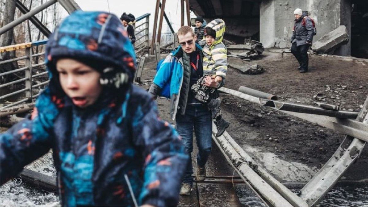 Людей хочуть доводити до повної безвиході, – МВС про скасування Росією гуманітарних коридорів - 24 Канал Людей хочуть доводити до повної безвиході, – МВС про скасування Росією гуманітарних коридорів - 24 Канал