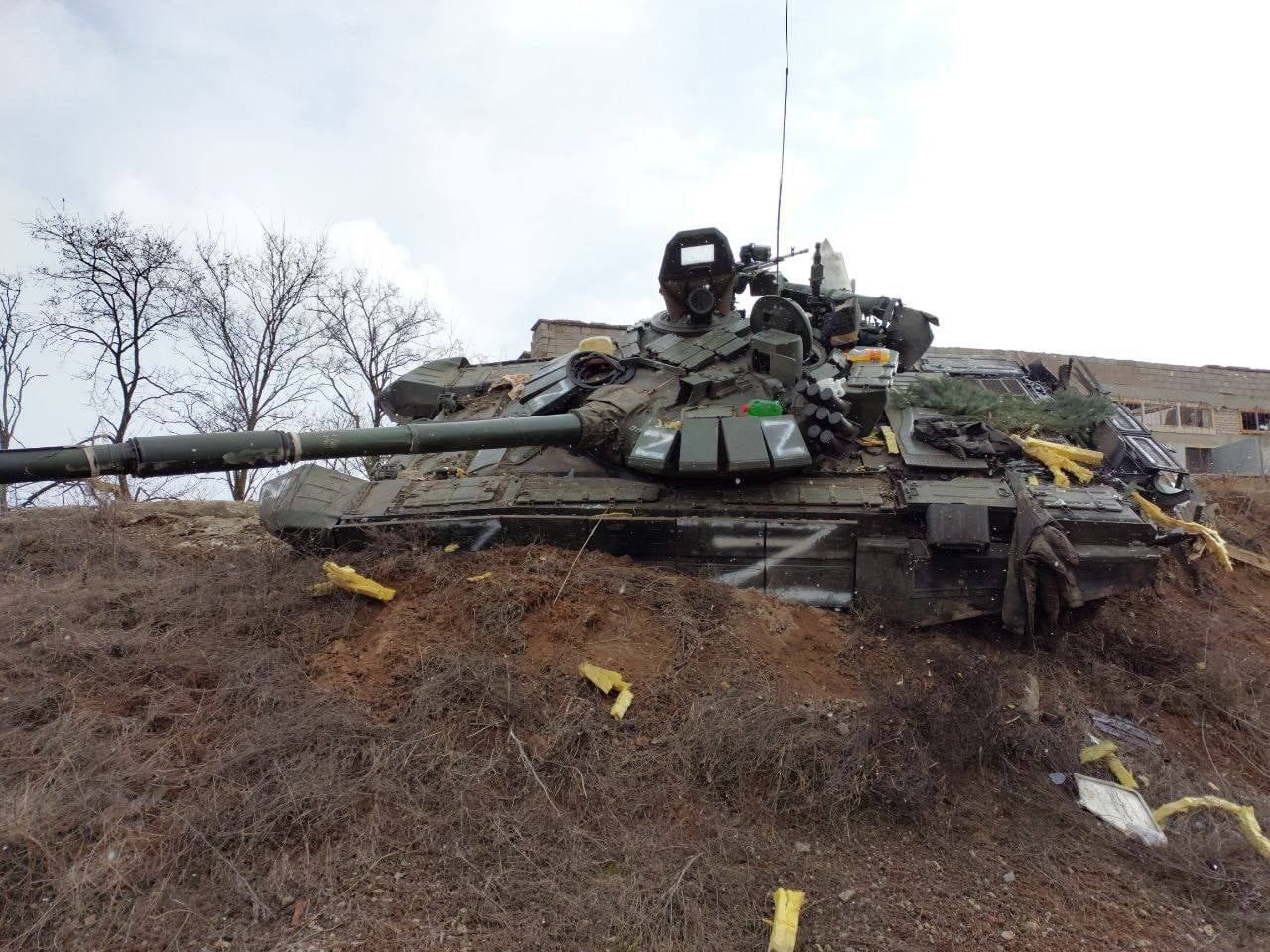 Під Маріуполем українські захисники знищили цілу танкову роту противника - 24 Канал