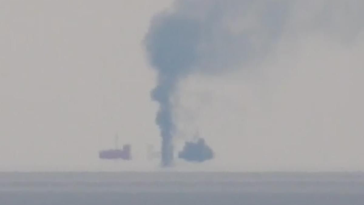 Геращенко показал видео подбитого российского корабля возле Одессы - 24 Канал