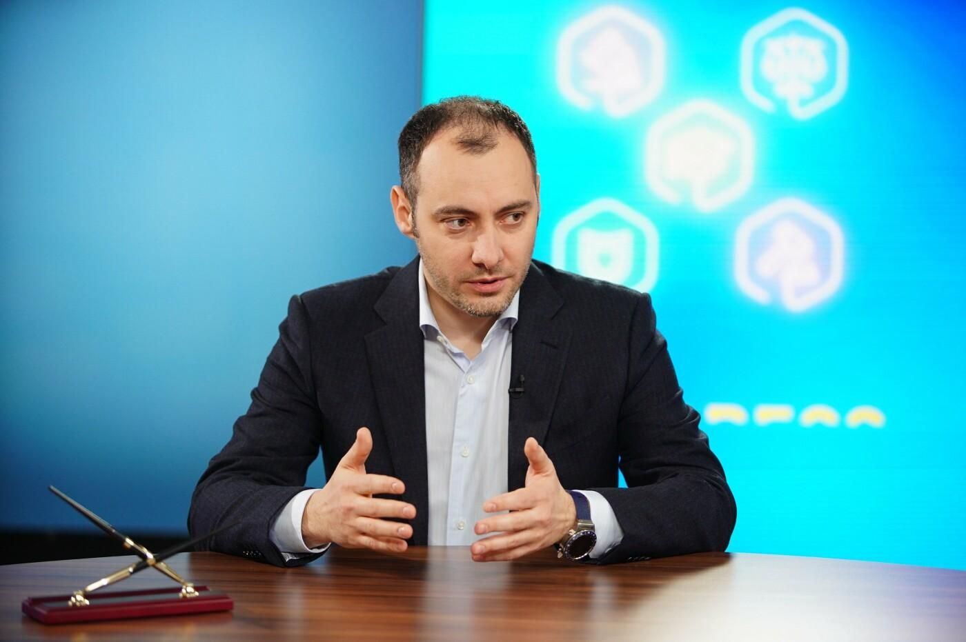 Відновити економіку неможливо без логістики, ми її перебудовуємо, – міністр інфраструктури - 24 Канал Відновити економіку неможливо без логістики, ми її перебудовуємо, – міністр інфраструктури - 24 Канал