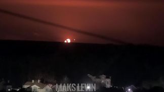 З'явилося відео, як горить збитий під Києвом літак
