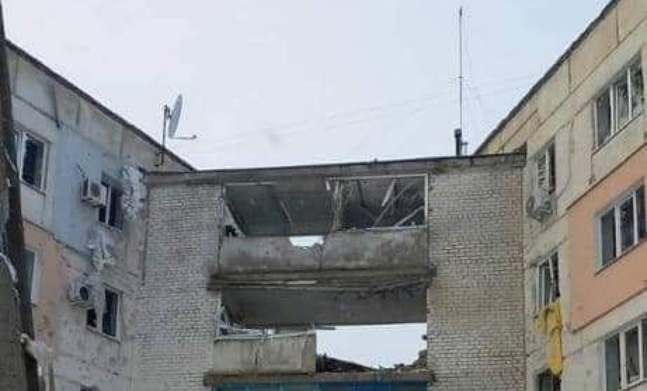 В Луганской области россияне обстреляли садик и психоневрологический интернат