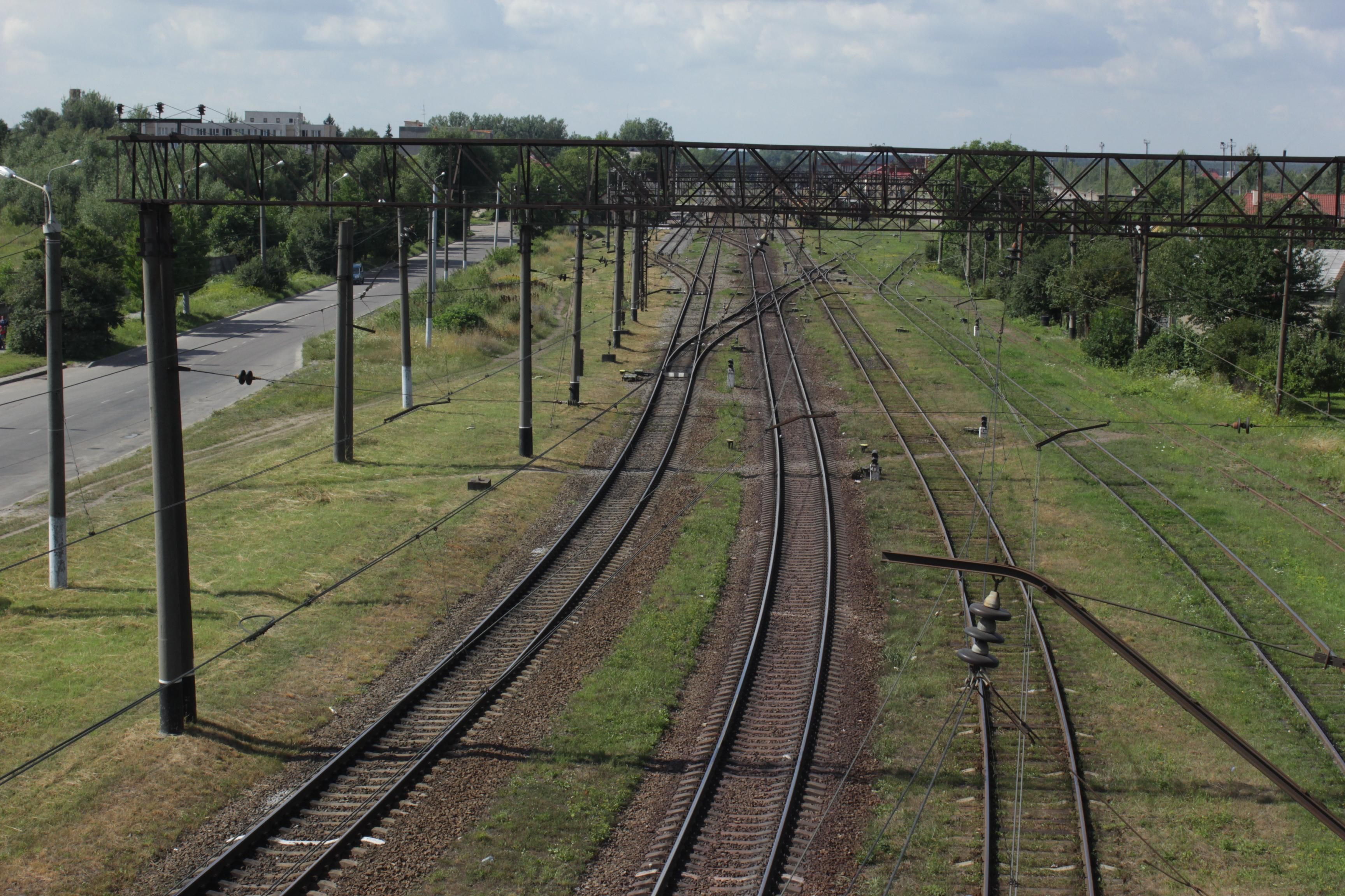 З Харкова потягами вдалося евакуювати вже понад 600 тисяч людей - 24 Канал З Харкова потягами вдалося евакуювати вже понад 600 тисяч людей - 24 Канал
