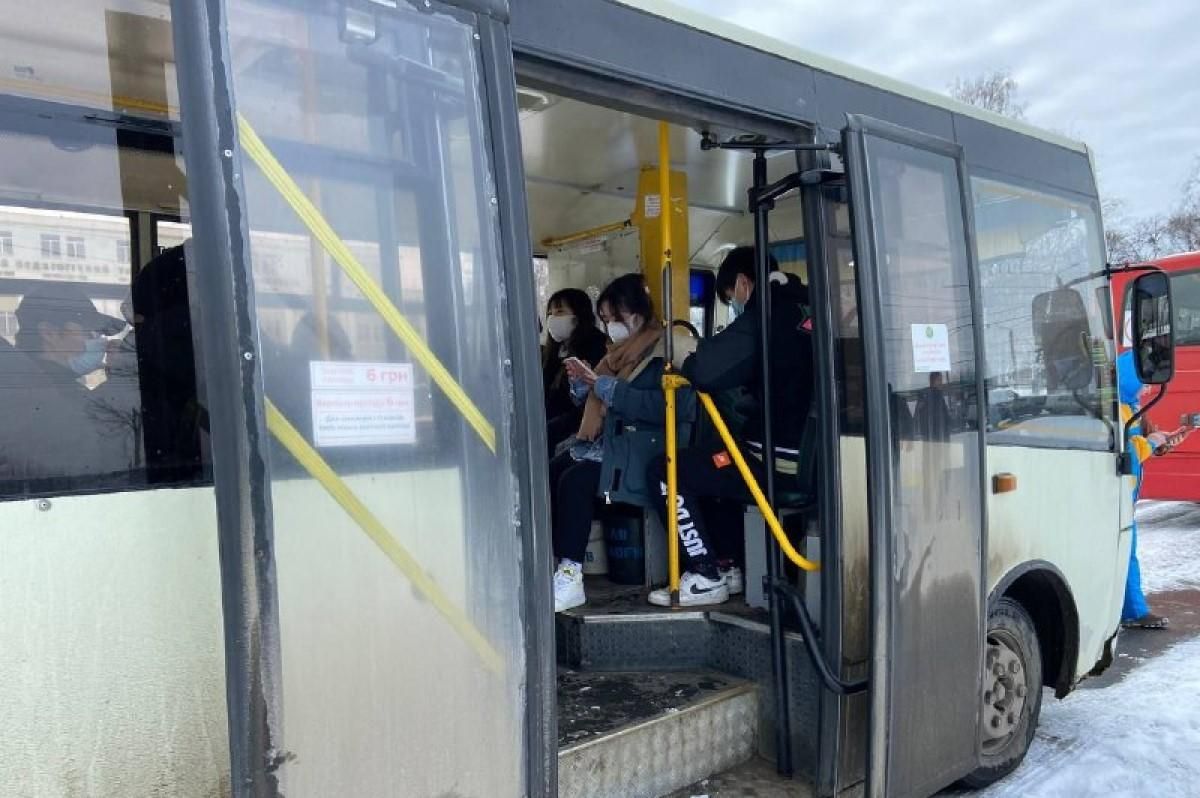 Перша колона із Сум уже вирушила, другу формують на 13:00, – Живицький - 24 Канал Перша колона із Сум уже вирушила, другу формують на 13:00, – Живицький - 24 Канал