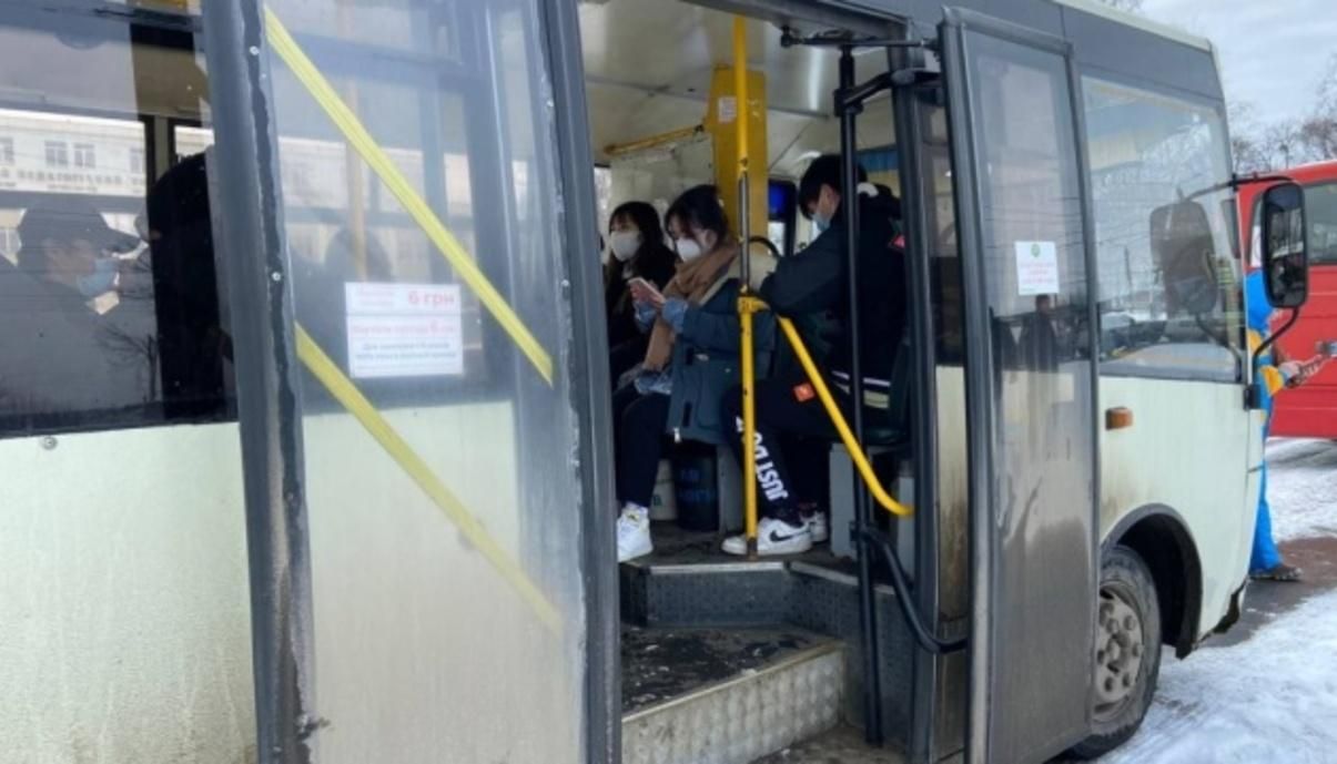 Евакуаційна колона з Сум вже заїхала на Полтавщину - 24 Канал Евакуаційна колона з Сум вже заїхала на Полтавщину - 24 Канал