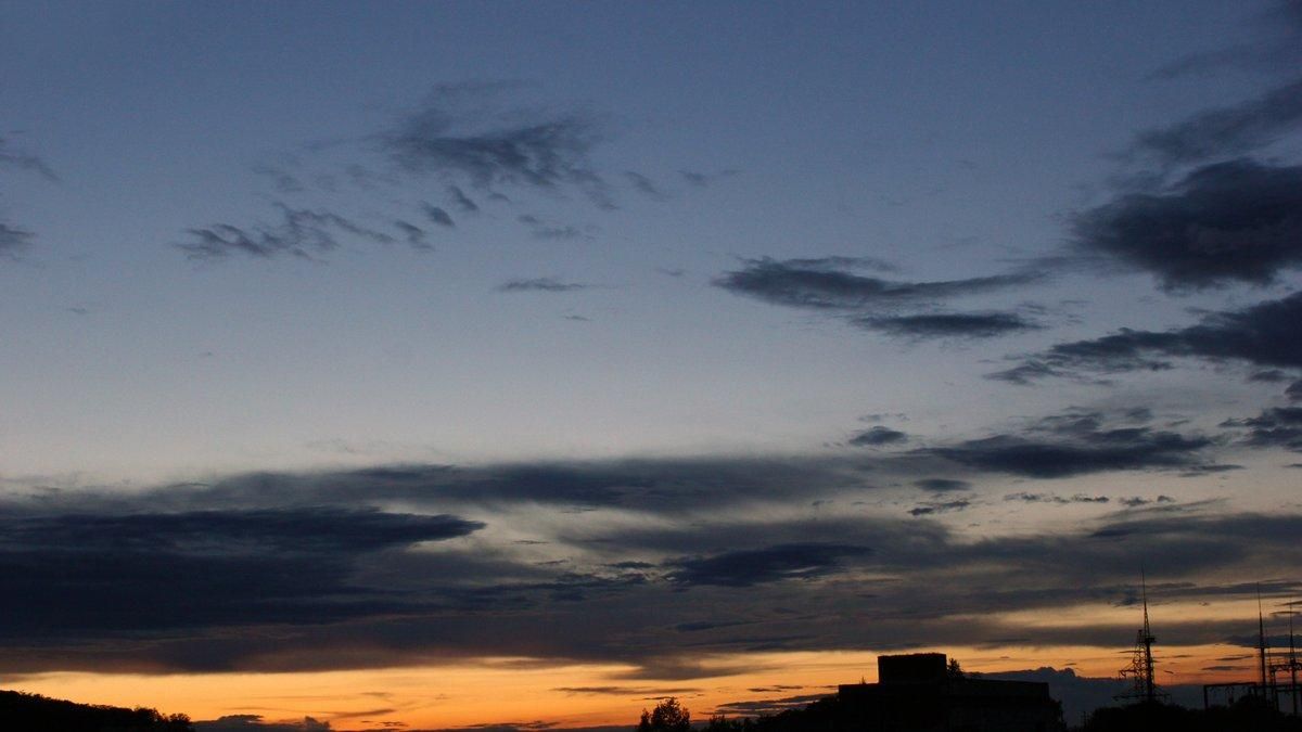 "Не вернет нашу Таню, но защитит других детей": Мариуполь умоляет закрыть небо над Украиной "Не вернет нашу Таню, но защитит других детей": Мариуполь умоляет закрыть небо над Украиной