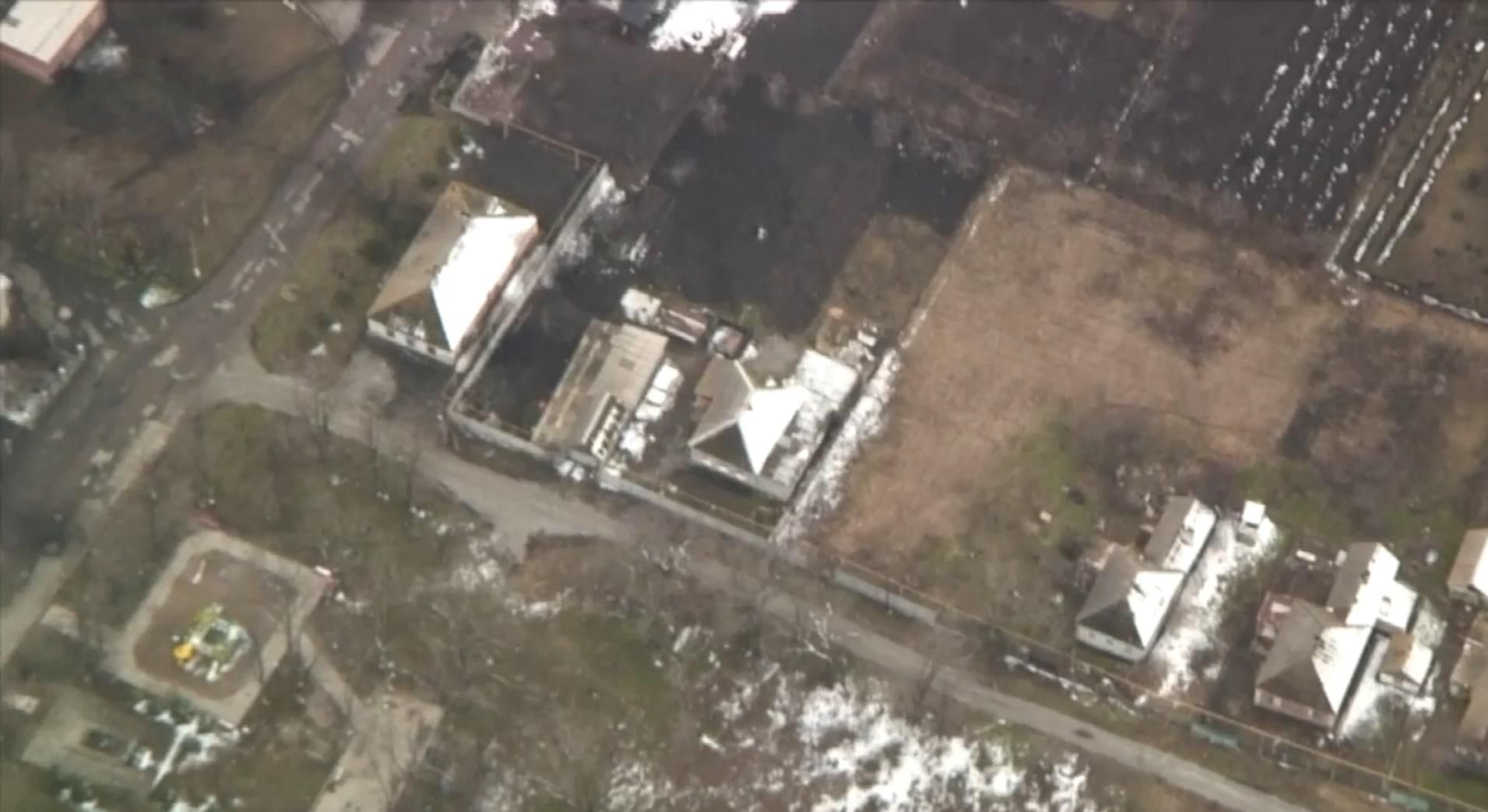 Оккупанты пытались атаковать Мариуполь во время зеленого коридора: на видео попал обстрел Оккупанты пытались атаковать Мариуполь во время зеленого коридора: на видео попал обстрел