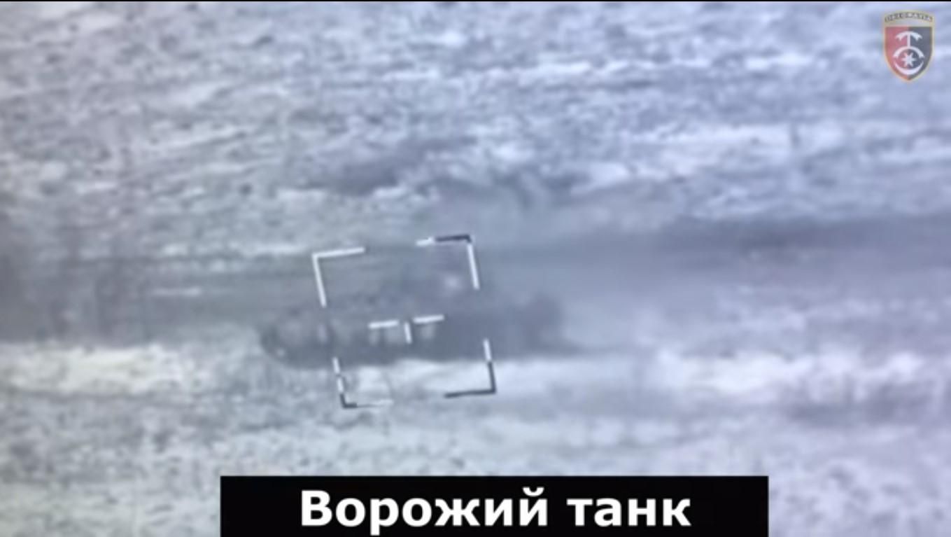 "Російські солдати можуть повернутися в частину, або частинами": відео знищення ворожої техніки - 24 Канал