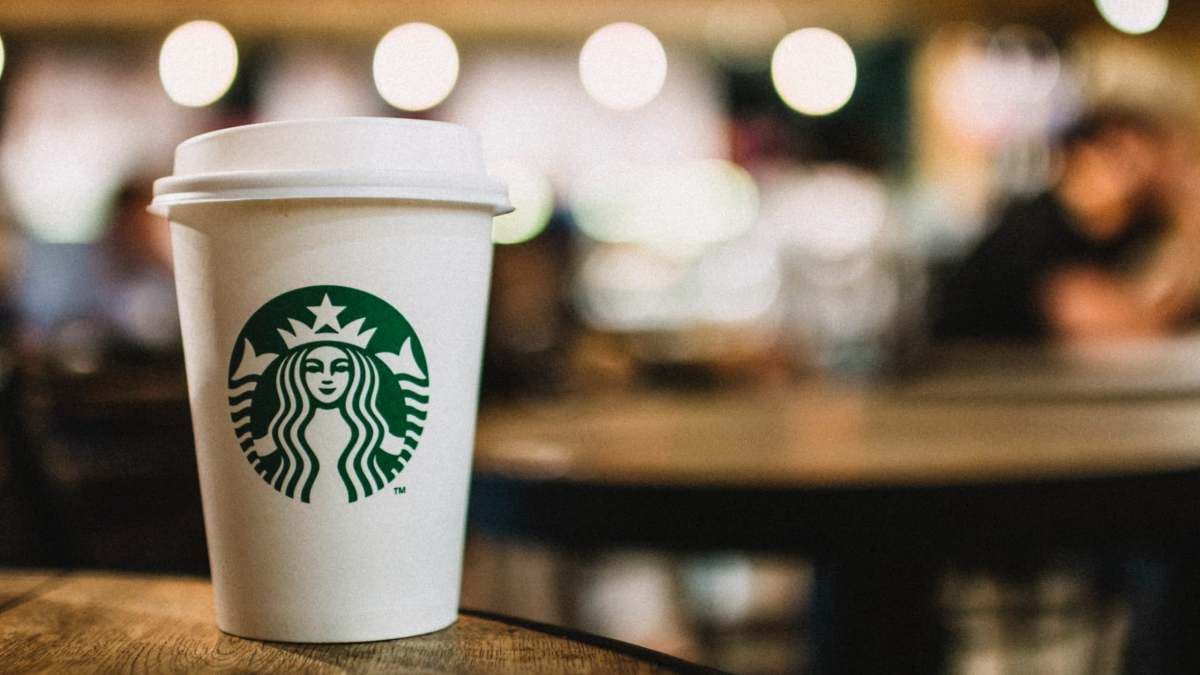 Starbucks останавливает бизнес в России, кафе закрываются - 24 Канал