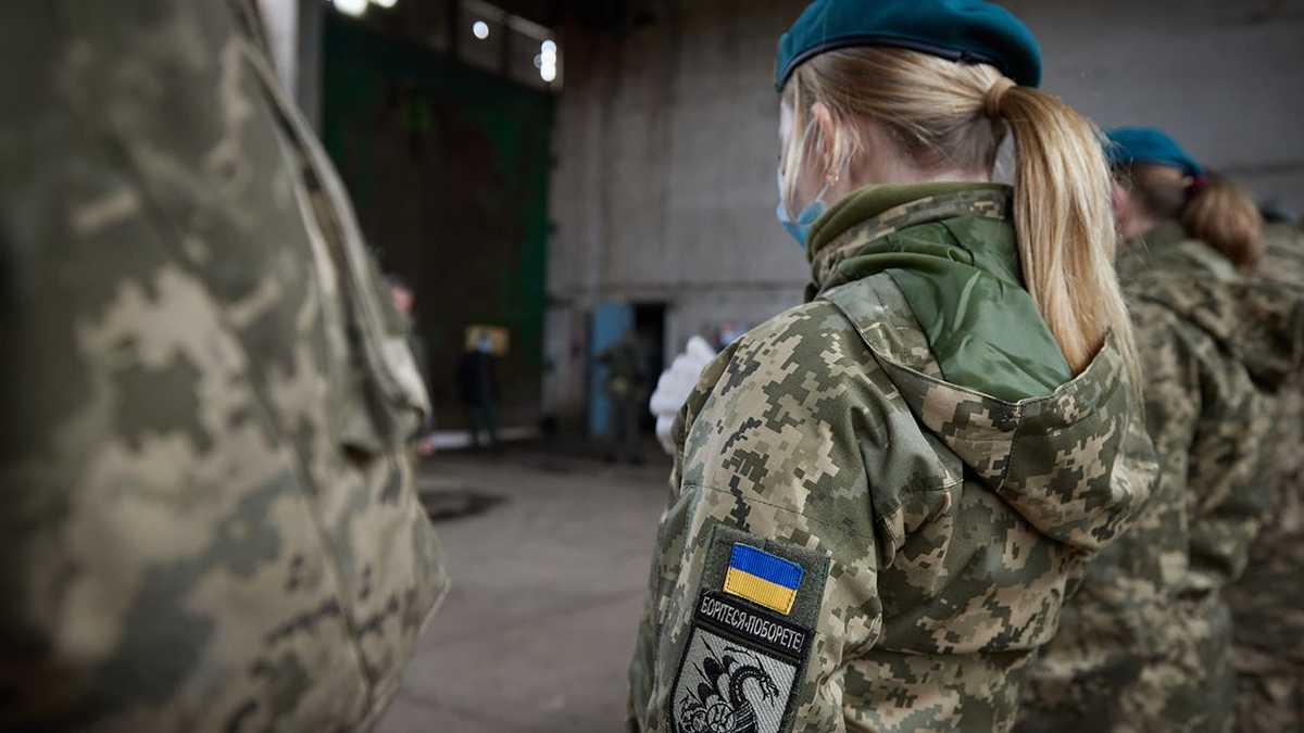 "Наші дівчата – наша гордість": прикордонники показали ролик з українськими захисницями - 24 Канал