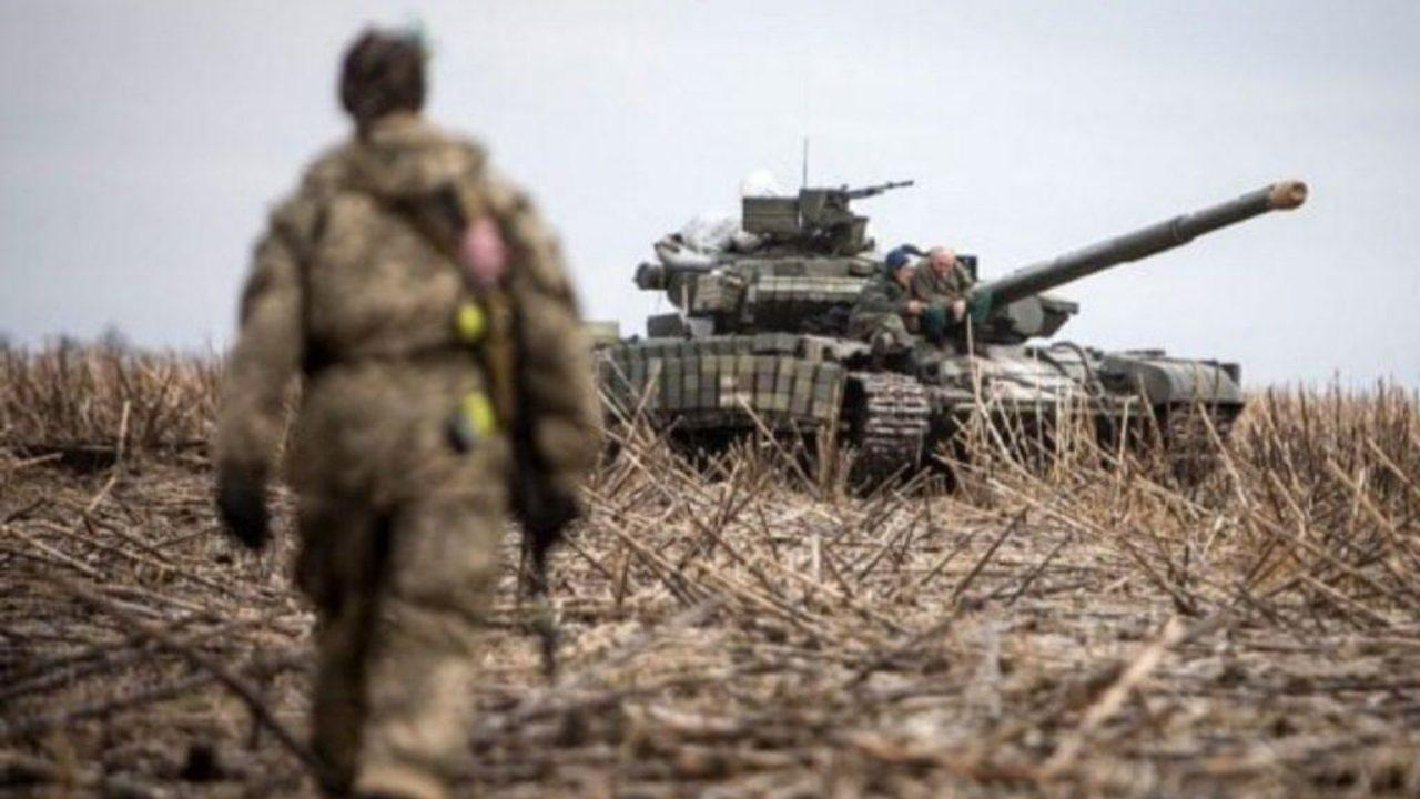 Під час втечі диверсанти на Харківщині кинули пораненого товариша посеред поля - 24 Канал