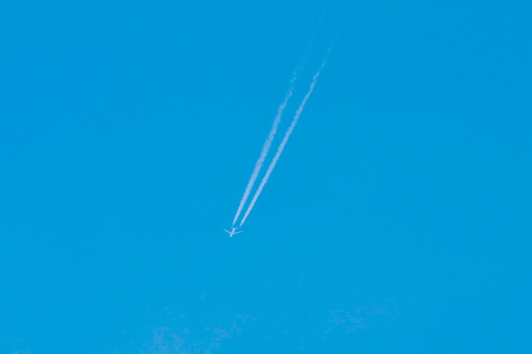 Перший російський літак за новими санкціями заарештували у Великій Британії - 24 Канал Перший російський літак за новими санкціями заарештували у Великій Британії - 24 Канал