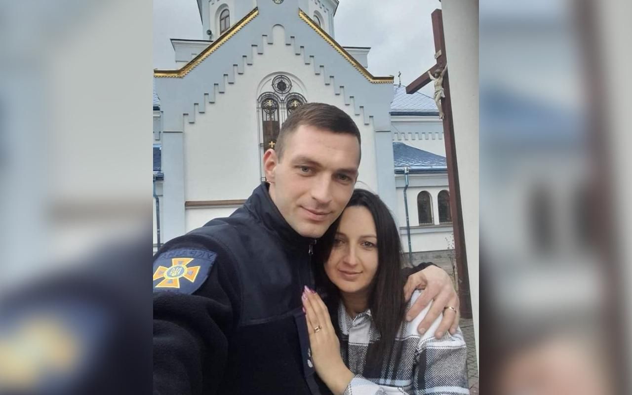 Одружилися та вирушили на допомогу: у ДСНС народилася нова сім'я рятувальників - 24 Канал Одружилися та вирушили на допомогу: у ДСНС народилася нова сім'я рятувальників - 24 Канал