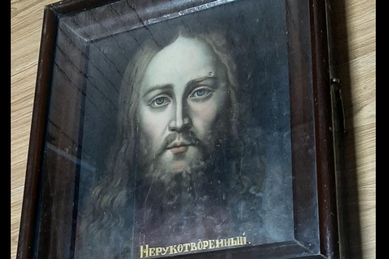 История повторяется: россиянин хотел вывезти из Украины старинную икону и много денег История повторяется: россиянин хотел вывезти из Украины старинную икону и много денег