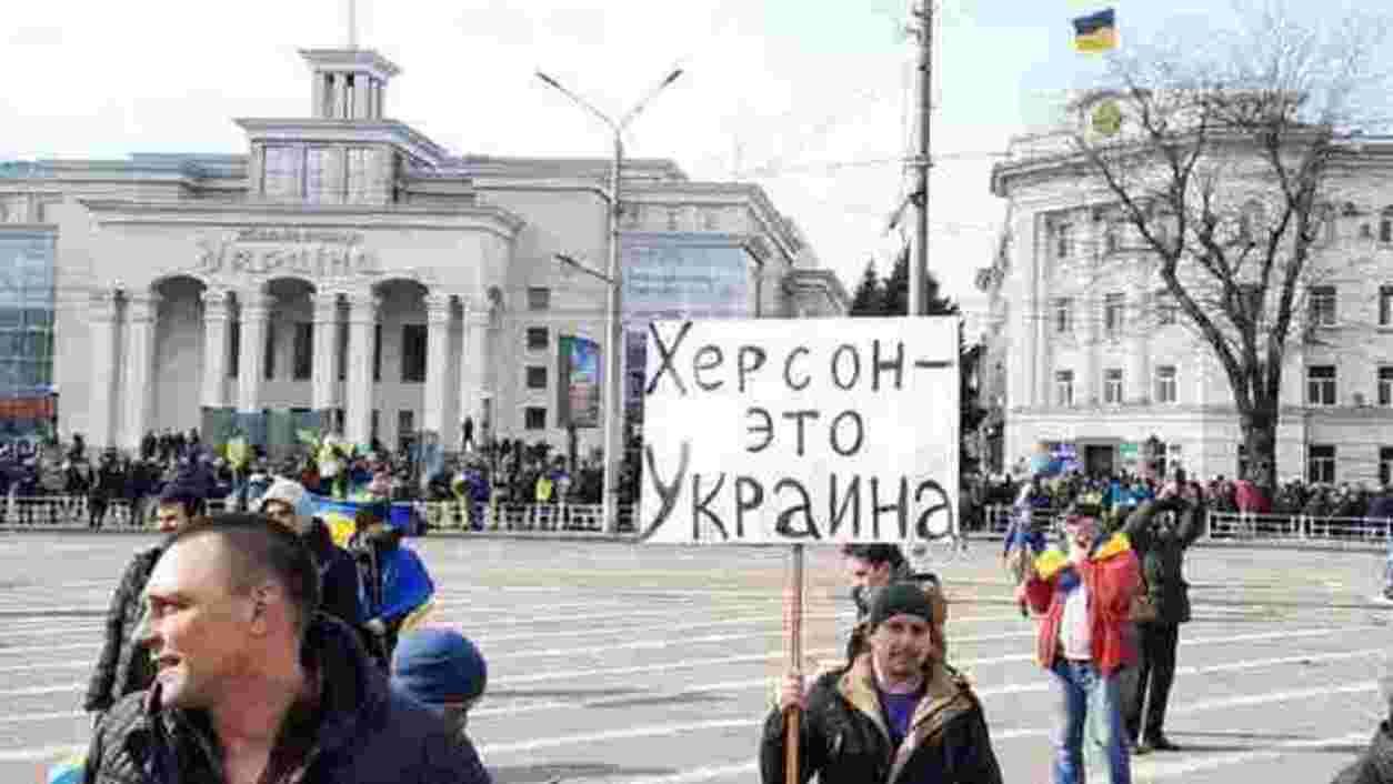 У Херсоні окупанти намагаються запровадити адміністративно-поліцейський режим - 24 Канал У Херсоні окупанти намагаються запровадити адміністративно-поліцейський режим - 24 Канал