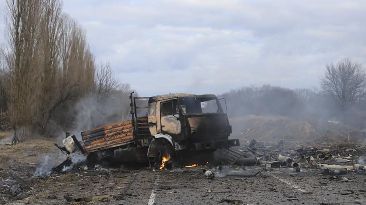 Противник у безпорадному стані, здається нашим бійцям, – Арестович - 24 Канал Противник у безпорадному стані, здається нашим бійцям, – Арестович - 24 Канал