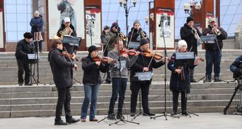 "Свободное небо": на Майдане Незалежности состоялся концерт с призывом закрыть небо над Украиной